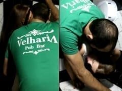 De São Paulo – SP Mete com Cliente Gostosa no Banheiro da Velharia Pub Bar e é Flagrado pelo Colega de Trabalho