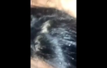 Morena cavala manda ver no boquete e abre a xereca sem dó