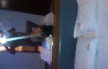 Karina novinha safada leva rola grossa no motel com parceiro tarado