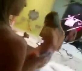 Lésbicas safadas se entregam a uma orgia quente em motel de São Paulo