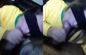 Loirinha safada é gravada sem saber enquanto faz posições quentes