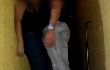 Bruninha esposa safada fudendo gostoso com amante enquanto corno manso filma