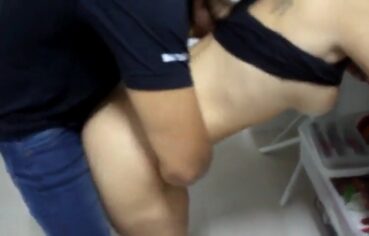 Coroa paulista fode com funcionário enquanto o marido grava a putaria