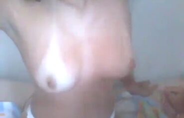 Namoradas lésbicas cariocas fudendo gostoso em vídeo amador vazado