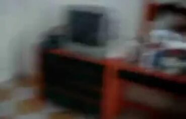 Ninfetinha cavala fudendo gostoso com namorado em casa