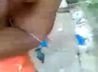 Novinha safada dando para vários garotos no parque de Teresópolis