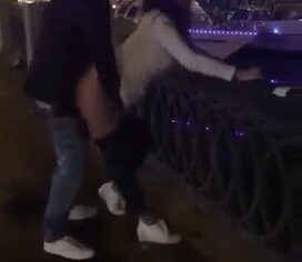 Turistas safados transando ao ar livre na Rússia durante a Copa do Mundo 2018