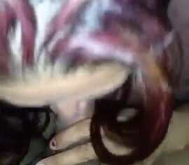 Coroa ruiva safada chupando gostoso e deixando filmar no carro