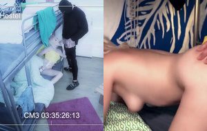 Loira safada ardendo de tesão enquanto o bandido soca forte na sua xereca
