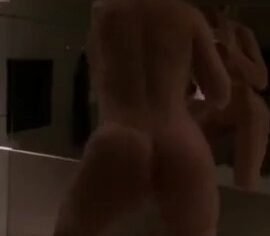 Amanda ninfeta dançando gostoso pra sortudo no RJ